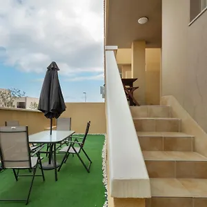 https://exyca-el-medano.tenerifehoteles.net